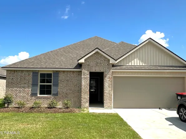 121 Bur Oak Dr, Lafayette, LA 70507
