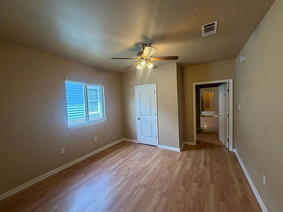 3rd image of 1701-1703 Desire St