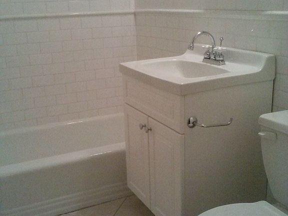 3rd image of 120 E 34th St APT 12M