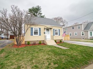 22 Bowen St, Pawtucket, RI 02861