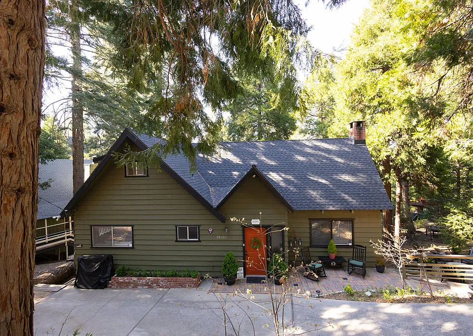 28606 Saginaw Ct