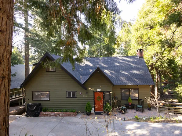 28606 Saginaw Ct, Lake Arrowhead, CA 92352