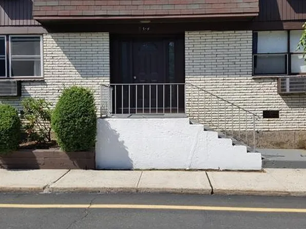 9-2 Two Oxford Dr, Valley Cottage, NY 10989