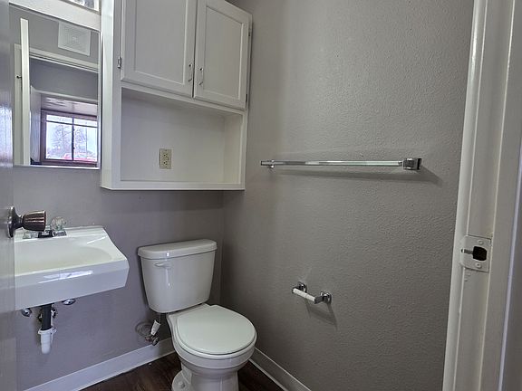 5th image of 1606 8th St N #51