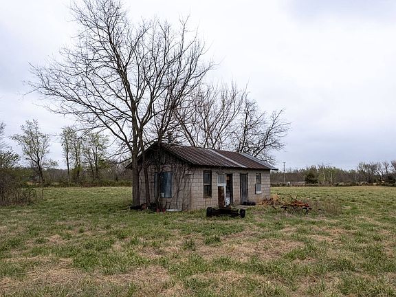 5th image of E 730th Rd