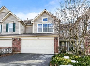 3042 Crystal Rock Rd #3042, Naperville, IL 60564
