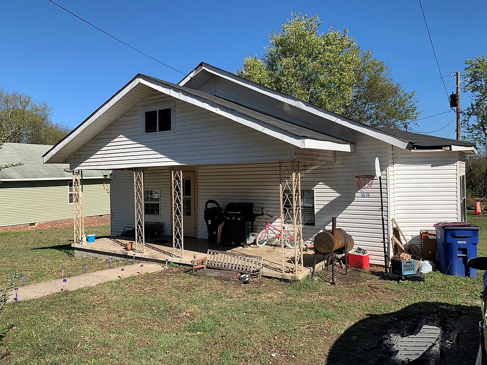 1st image of 213 Shelbyville Mills Rd
