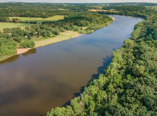 N8537 Fox Run Rd, Wisconsin Dells, WI 53965