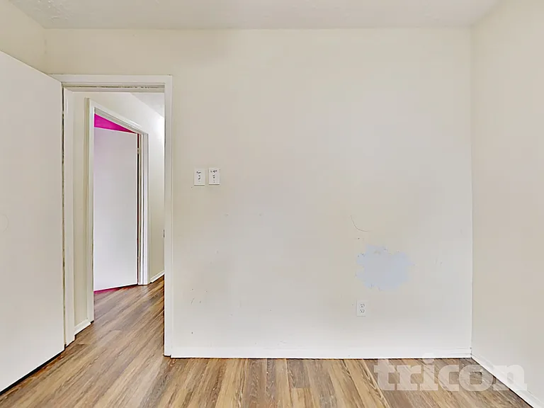 7331 Millbrae Ln — Photo 12