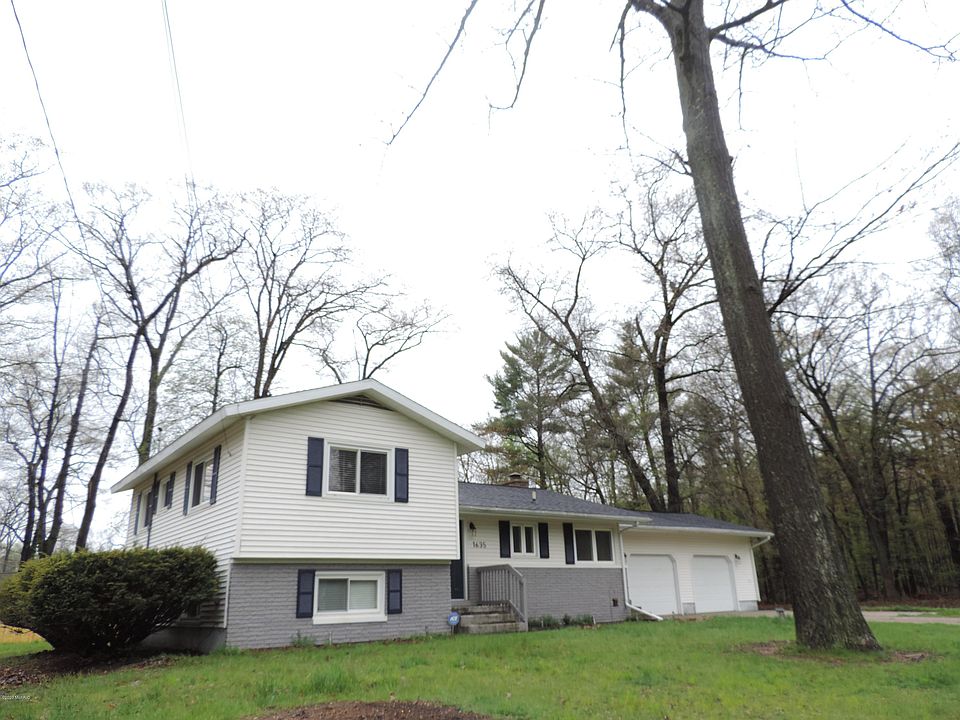 1st image of 1635 Havenga St
