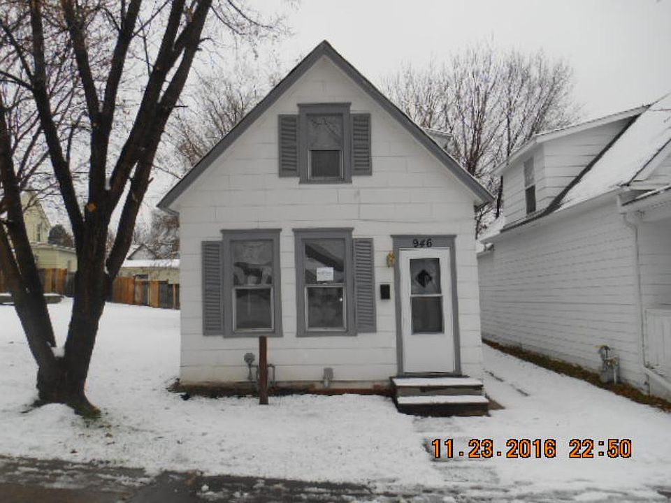 1st image of 946 Farrington St