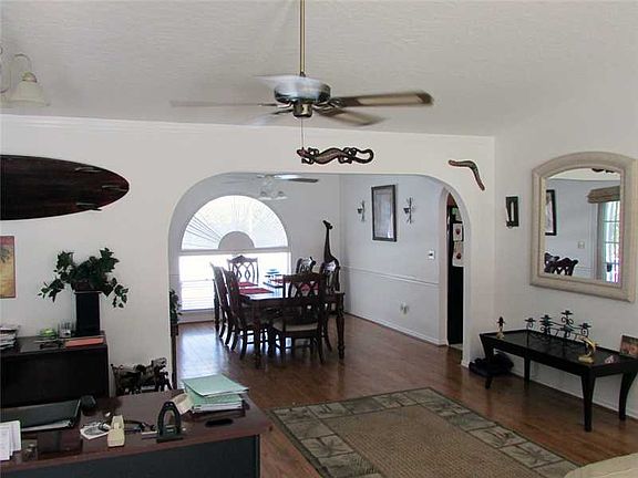4th image of 1635 71st Ave