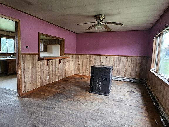4th image of 160 Skowhegan Road