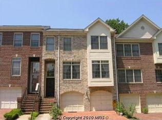 9515 Millgate Pl, Burke, VA 22015