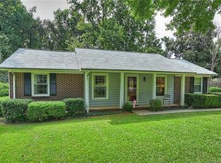 6031 Charing Pl, Charlotte, NC 28211