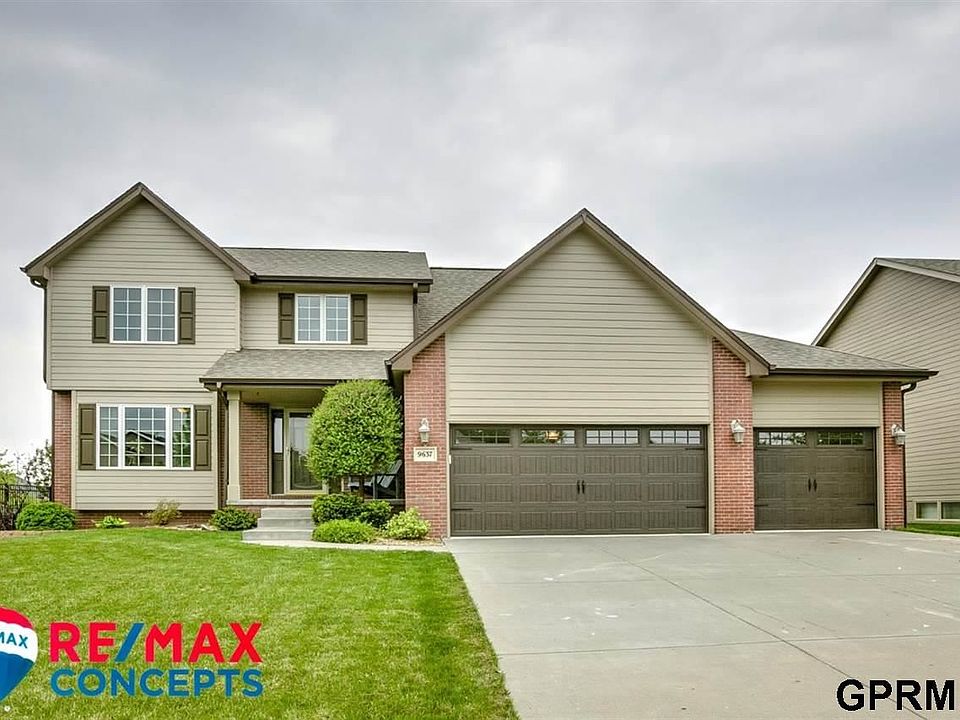 1st image of 9637 Saint Gregory Cir