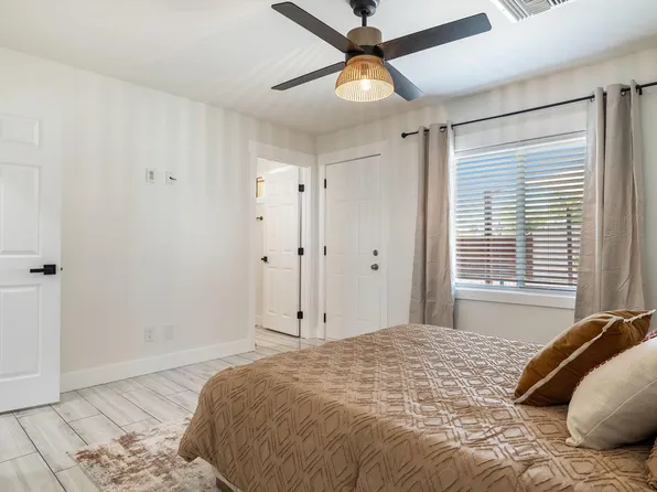 (undisclosed Address), Phoenix, AZ 85015