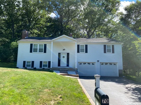 70 Royalwood Court, Cheshire, CT 06410