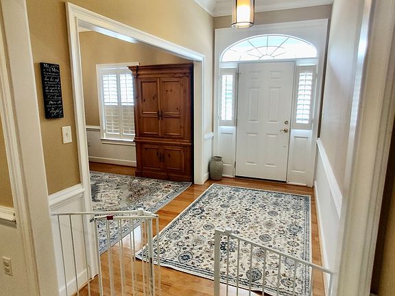 2nd image of 4412 Forest Valley Cir