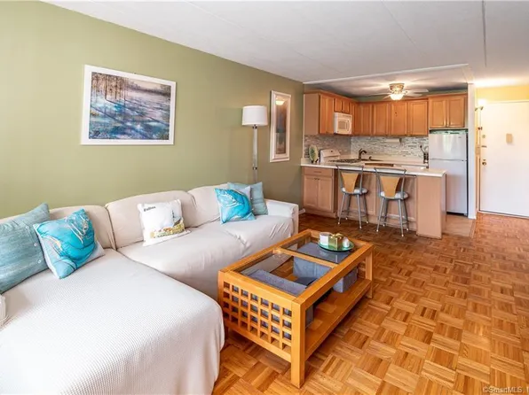 27 Northill Street #4M, Stamford, CT 06907