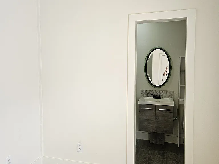 37 Kuhinia St #A — Photo 6
