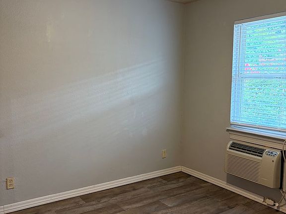 3rd image of 306 N Davis Ave #C-3