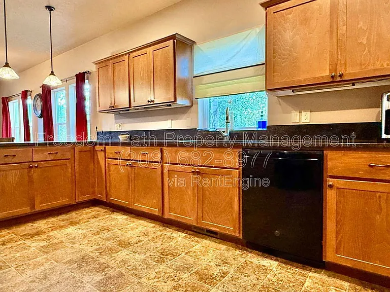 406 Lundblad Pl — Photo 11