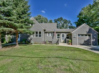 602 E Main St, Eagle, WI 53119