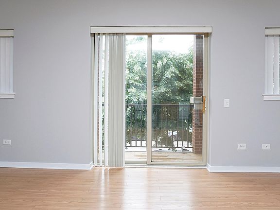 5th image of 1244 S Blue Island Ave Unit 202