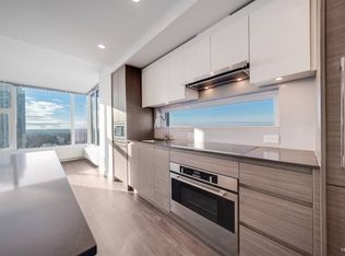 13725 George Jct #703, Surrey, BC V3T0R1