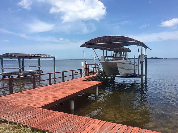 3rd image of 1662 Sea Breeze Dr