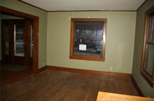 4th image of 248 N 14th St