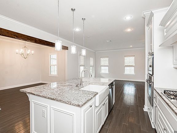 4th image of 15162 Germany Oaks Blvd