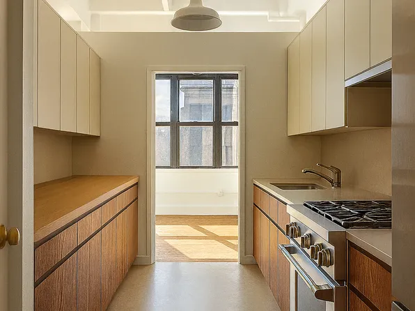 161 West 15th Street image 4 of 13