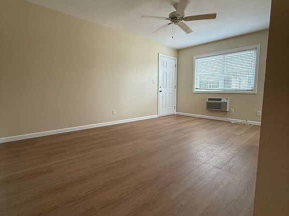2nd image of 430 California St APT 2