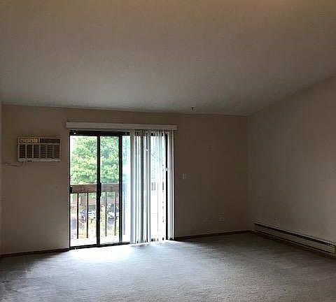Living room & sliding door to balcony