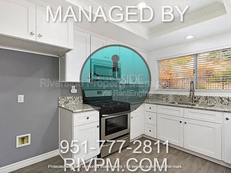 549 Bruin Dr — Photo 15