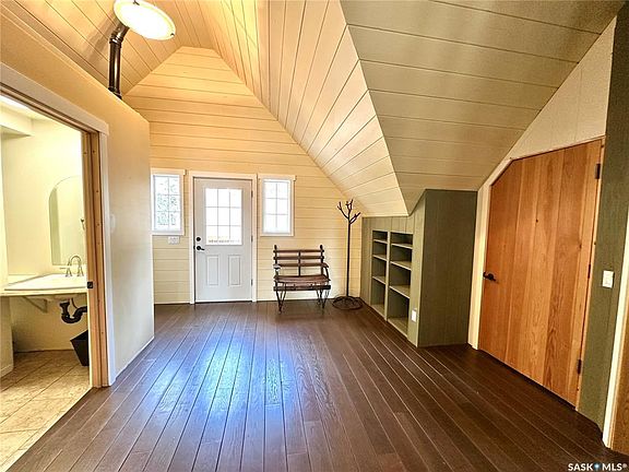 3rd image of 1009 Trelayne PLACE