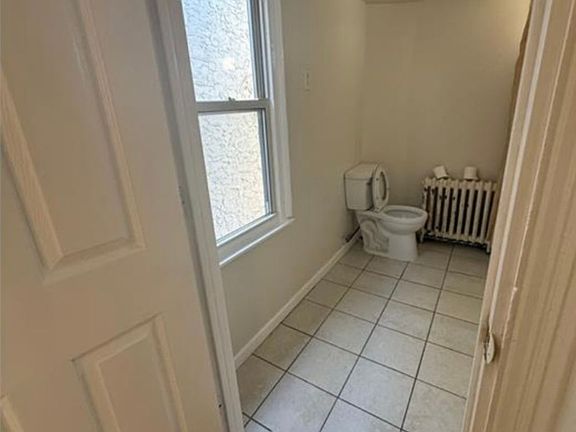 5th image of 6728 Chew Ave