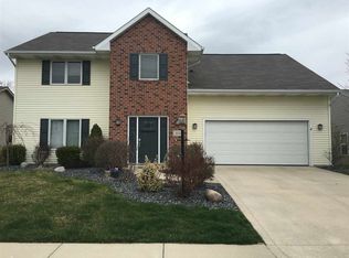 418 Chesterton Trl, Fort Wayne, IN 46825