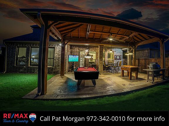 2nd image of 4905 Palm Springs Dr