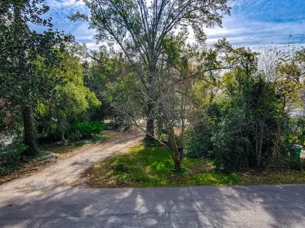 263 Midway Dr, River Ridge, LA 70123