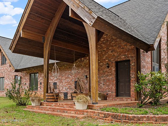 4th image of 30 Mulberry Ridge Ln