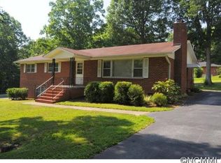3089 Wesley Way, Hendersonville, NC 28792