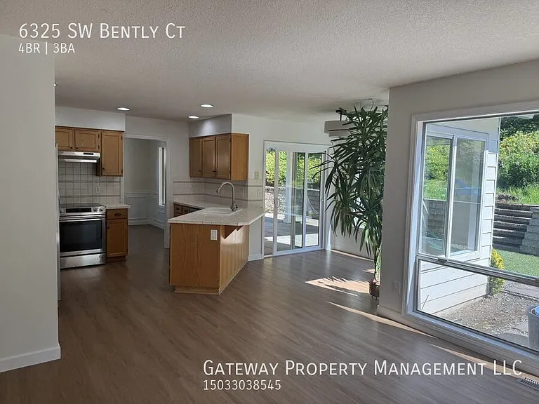 6325 SW Bently Ct — Photo 11