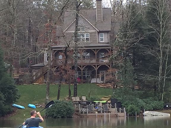 Lake home on Signal Mountain