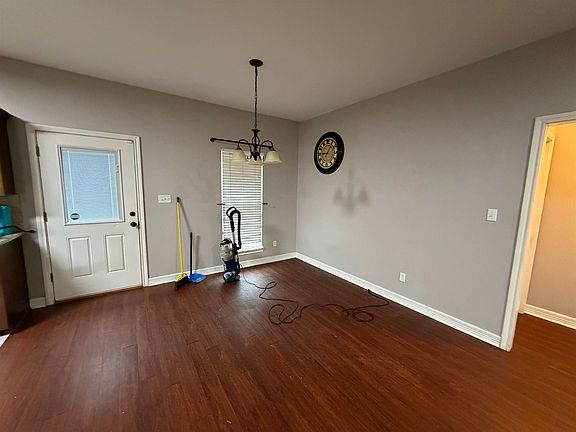 5th image of 2889 County Road 406 S