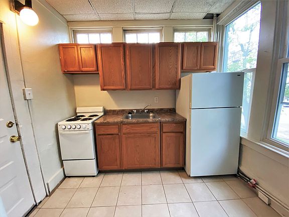 4th image of 5830 Alder St APT 1