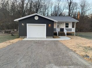 195 E Un, New Lexington, OH 43764