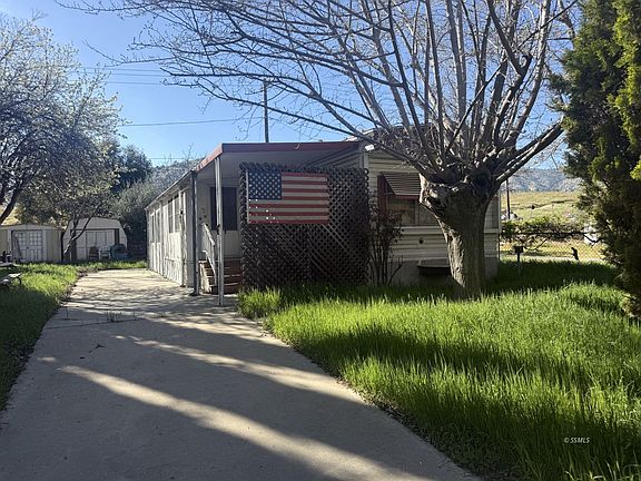 2nd image of 2407&2413 Harnage St